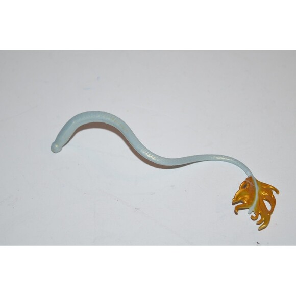 Monster High Lagoonafire Freaky Fusion Dragon Tail Lagoona Fire - Picture 2 of 4